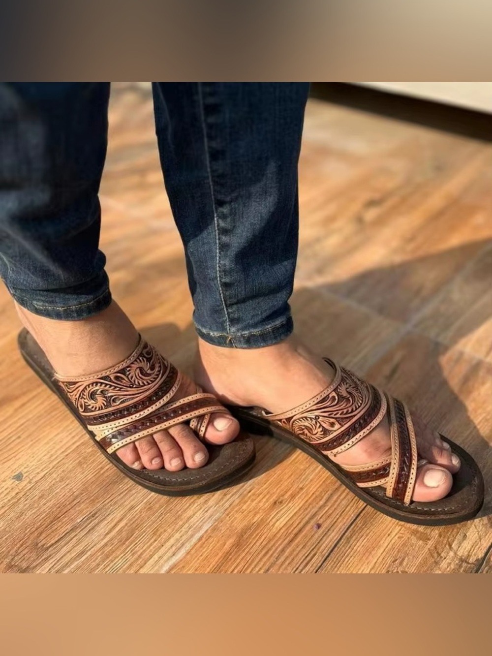 Hecho En Mexico Brown Leather Hand Tooled Sandals Flat Slides Size US 7